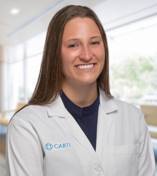 headshot of Haleigh Moss, RDH, BSDH